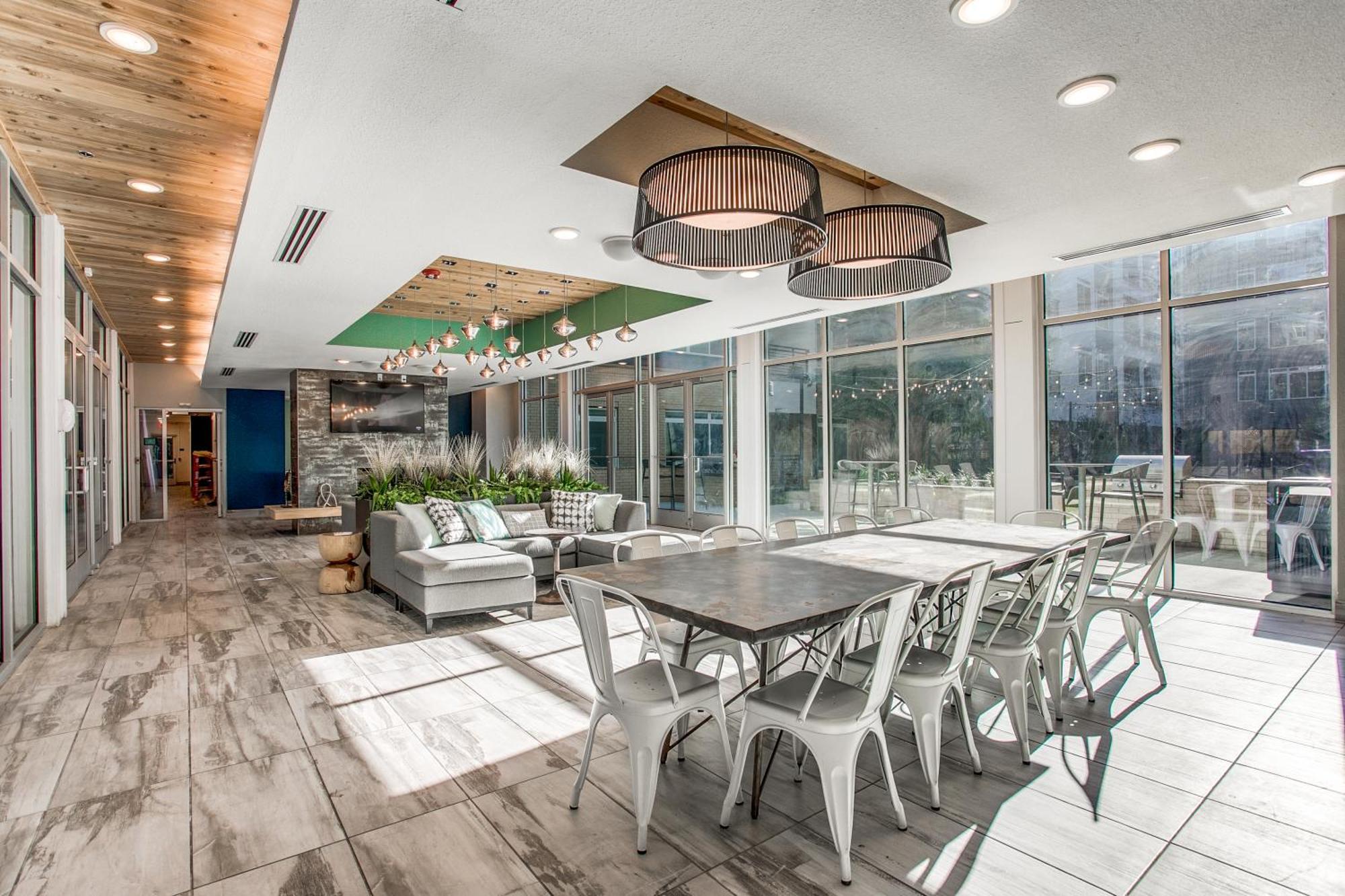 Lush Downtown Condo On Riverwalk W King Ste, Free Parking, Pet Friendly, Centrally Located On Riverwalk San Antonio Exterior foto