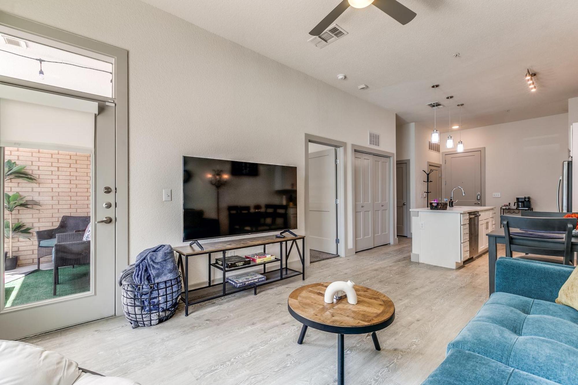 Lush Downtown Condo On Riverwalk W King Ste, Free Parking, Pet Friendly, Centrally Located On Riverwalk San Antonio Exterior foto