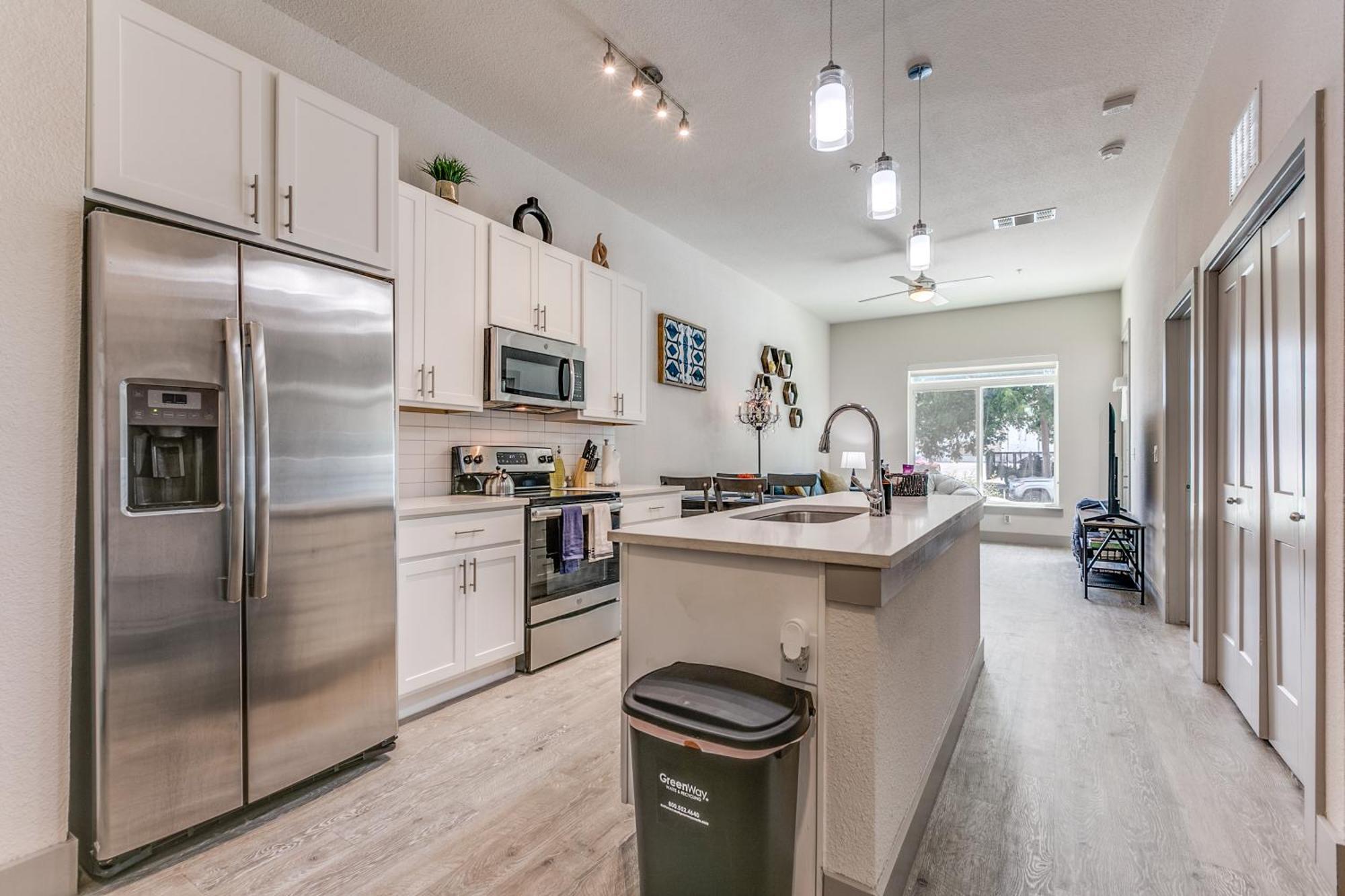 Lush Downtown Condo On Riverwalk W King Ste, Free Parking, Pet Friendly, Centrally Located On Riverwalk San Antonio Exterior foto